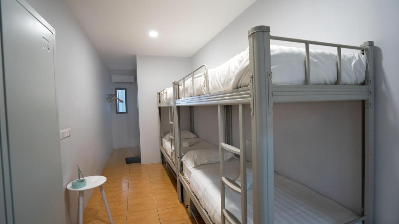 Bubble House Semporna 泡泡屋 Apartamento Exterior foto